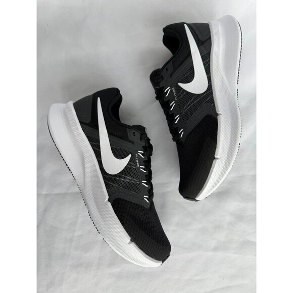 6.5 WOMEN'S NIKE RUN SWIFT 3 BLACK WHITE SNEAKERS DR2698-002 SNEAKERS - Picture 1 of 7